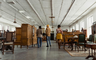 Smart Storage Hacks with Reclaimed Materials